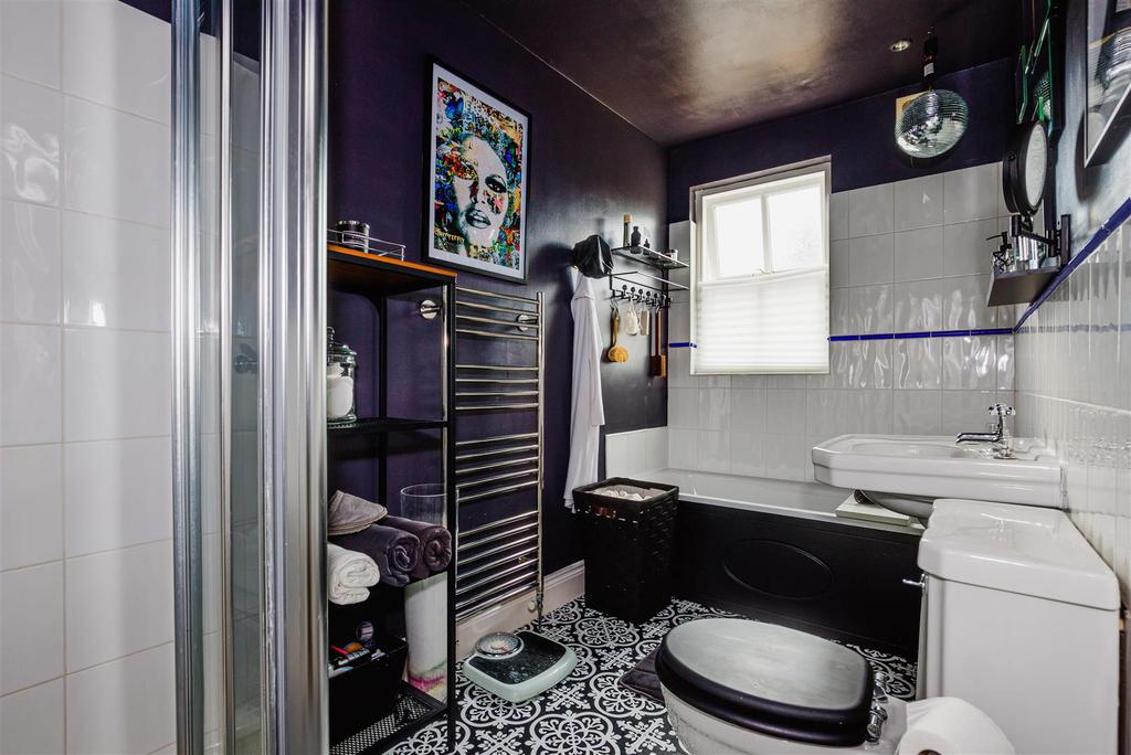 Family bathroom