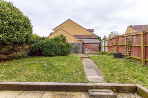 2 Althorp Close, Leicester, LE2 8PZ