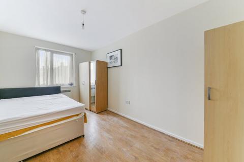 2 bedroom flat for sale, Winchmore Hill Road, Southgate