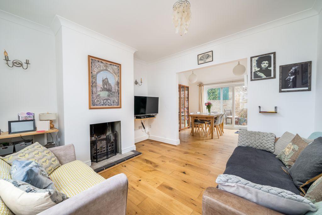 Westborough Road, Maidenhead SL6 4AU 2 bed end of terrace house £375,000
