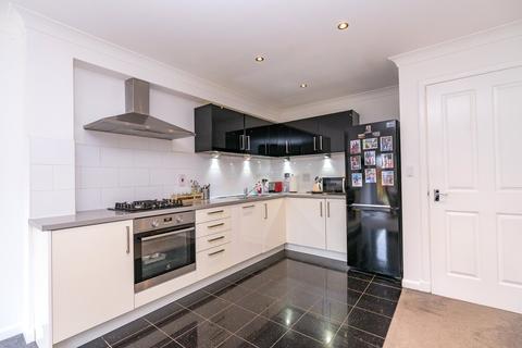 36 Bughtlin Market, Edinburgh, EH12 8XP