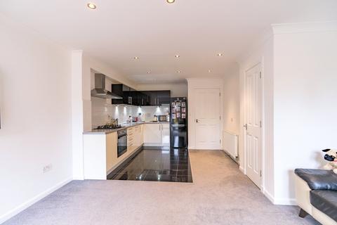 36 Bughtlin Market, Edinburgh, EH12 8XP