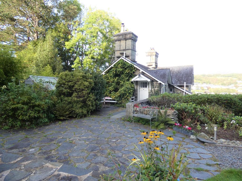 Garden patio