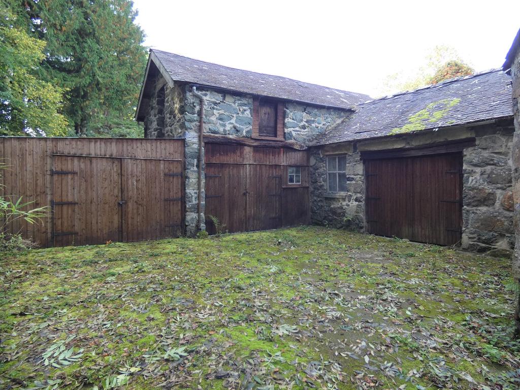 Coach House