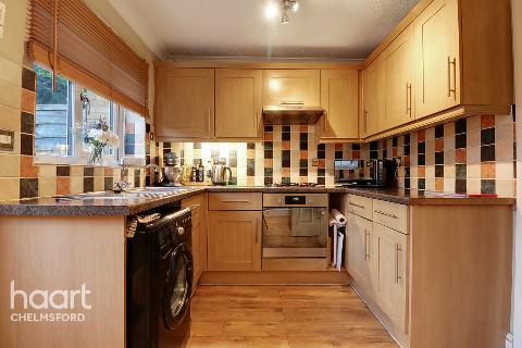20 Blacksmith Close, Springfield, Chelmsford, CM1 6SY