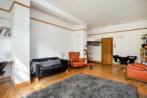 Studio to rent, Okeover Manor, Clapham Common North Side, Clapham, London, SW4