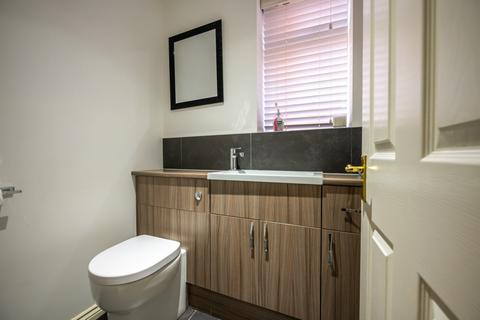 16 Dyas Close, Shifnal, TF11 9BQ