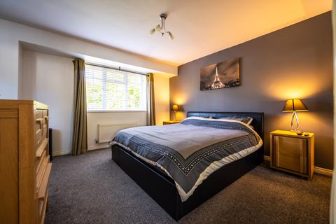 16 Dyas Close, Shifnal, TF11 9BQ