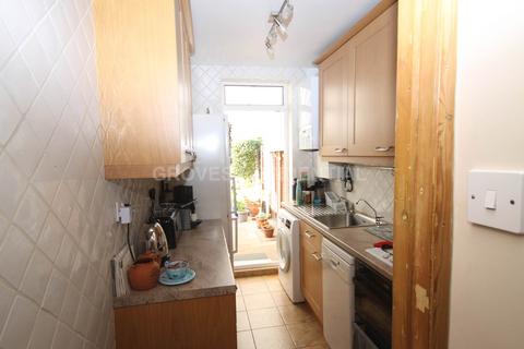 3 bedroom terraced house for sale, South Lane West, New Malden