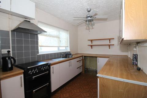 4 Forelands Square, Walmer, Deal, CT14 9DT