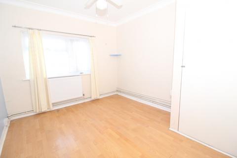 4 Forelands Square, Walmer, Deal, CT14 9DT