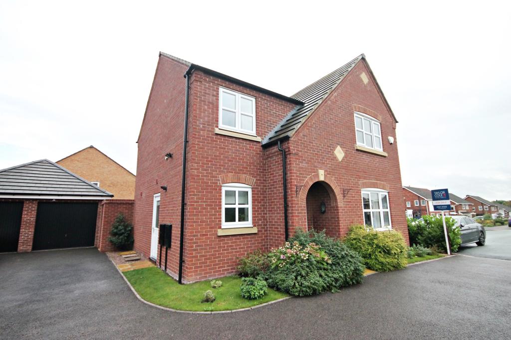 Tamworth Road, Two Gates, Tamworth 4 bed detached house £395,000