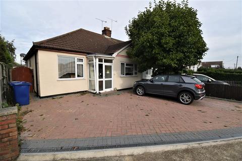 6 Halt Drive, Linford, Stanford-le-hope, SS17 0QZ