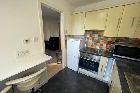 2 bedroom flat to rent, Picardy Court, Aberdeen, AB10