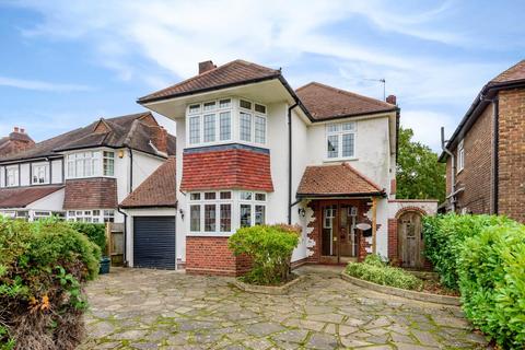 83 Malmains Way, Beckenham, BR3 6SF
