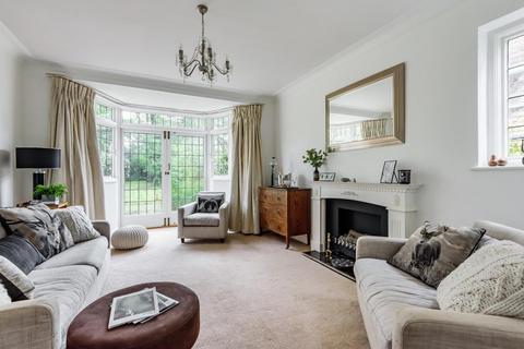 83 Malmains Way, Beckenham, BR3 6SF