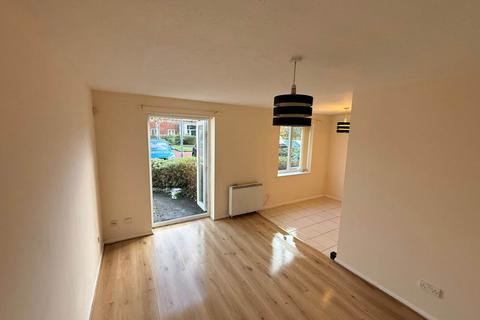 2 bedroom apartment to rent, Blackburn Street, Manchester
