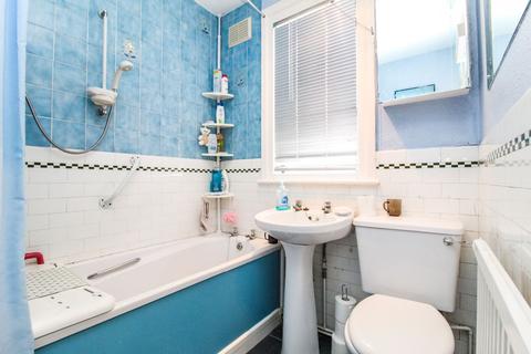 219 Castle Road, Bedford, MK40 3TZ