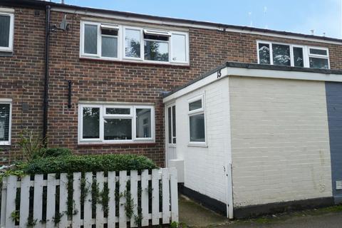 13 Cedar Drive, Edenbridge, TN8 5JW