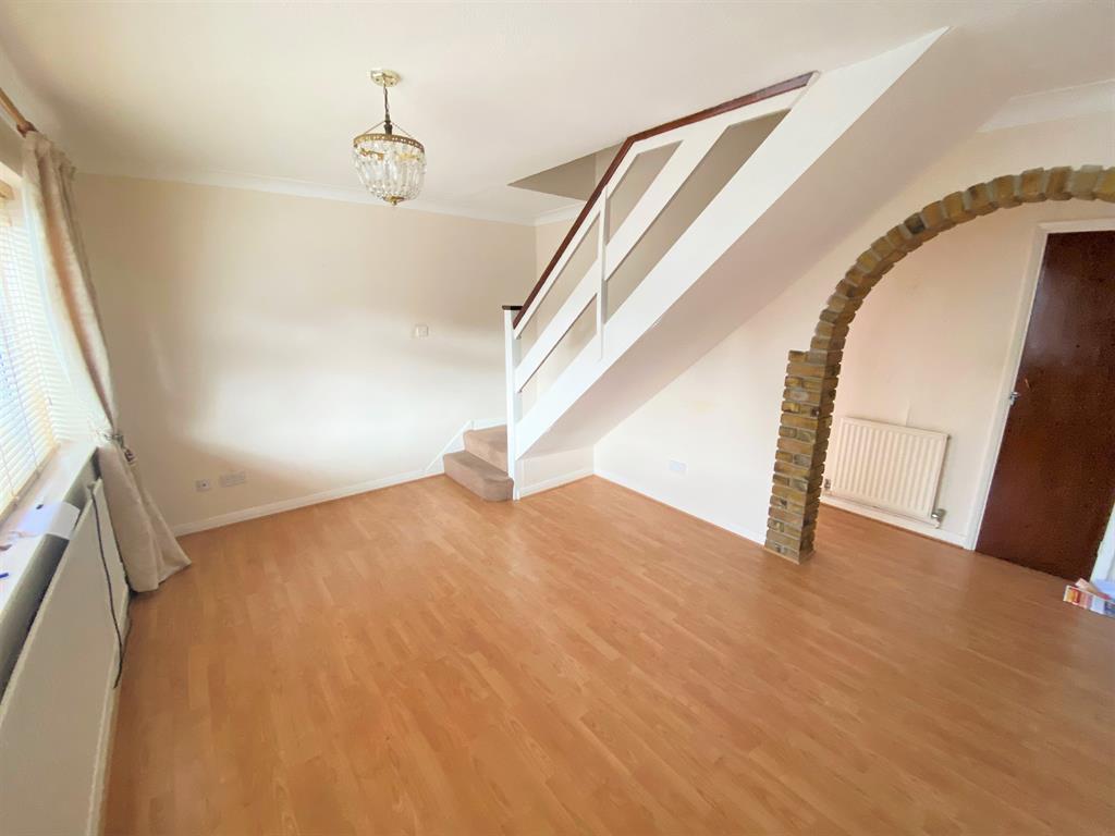 Felton Lea, Sidcup, Kent, DA14 6BA 2 bed end of terrace house £380,000