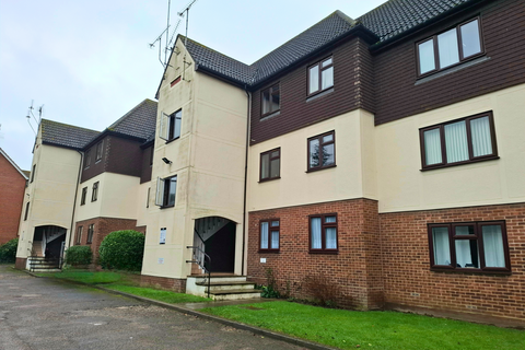 2 bedroom apartment to rent, Abbotts Place, CM2