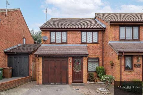 13 Ambrose Close, Crayford, Dartford, DA1 4TS