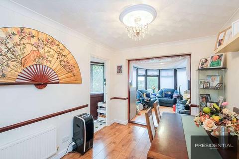 13 Ambrose Close, Crayford, Dartford, DA1 4TS
