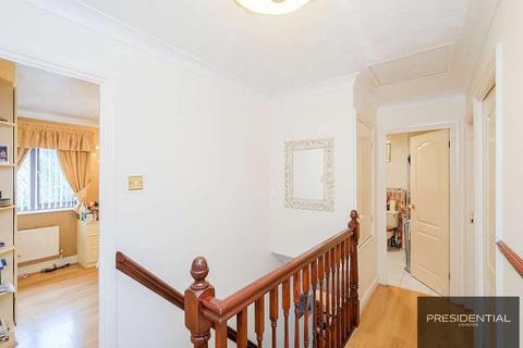 13 Ambrose Close, Crayford, Dartford, DA1 4TS
