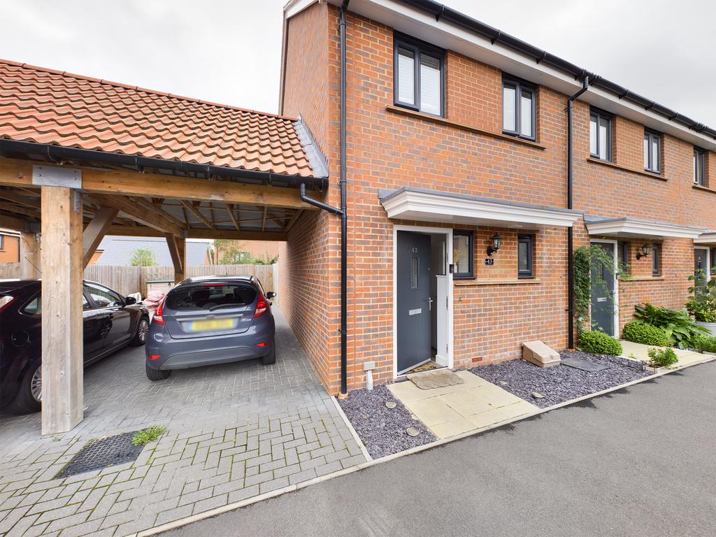 Ben Cobey Avenue, Maldon, Essex 2 bed end of terrace house for sale £