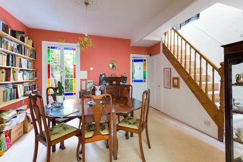 87 Mawson Road, Cambridge, CB1 2DZ