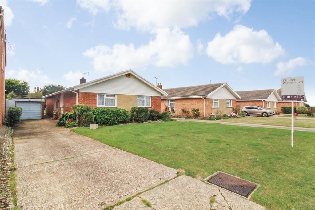 Thurlow Avenue, Beltinge, HERNE BAY, Kent 3 bed detached bungalow £
