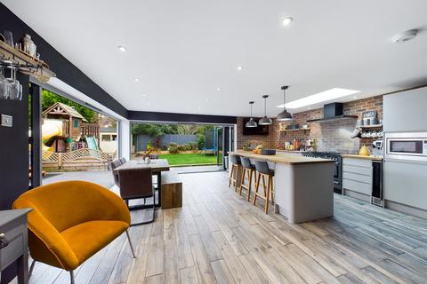 44 Efflinch Lane, Barton Under Needwood, Burton-on-trent, DE13 8EU