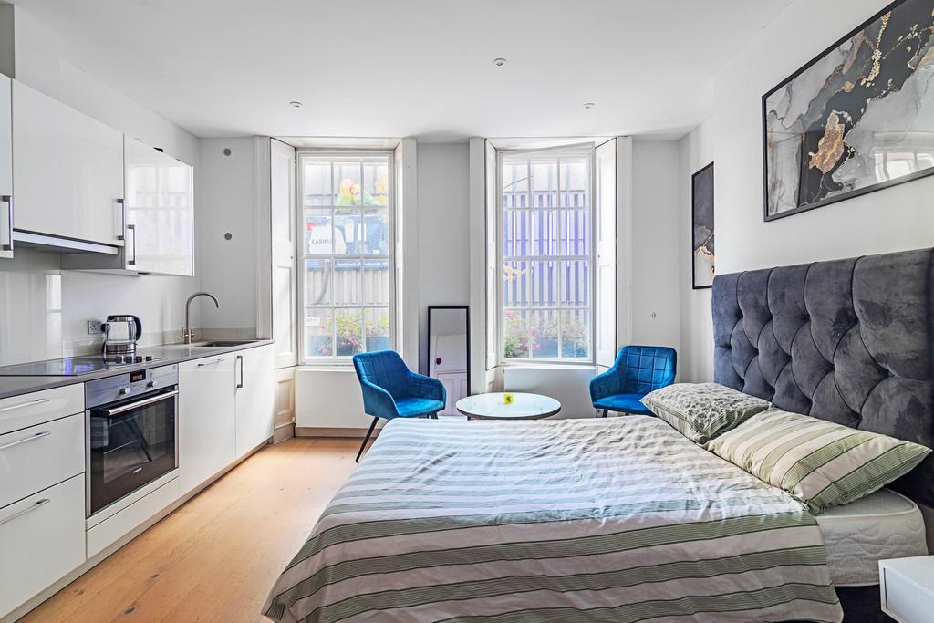 Ganton Street 02