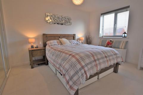 8 Christopher Garnett Chase, Stanway, Colchester, CO3 8BP