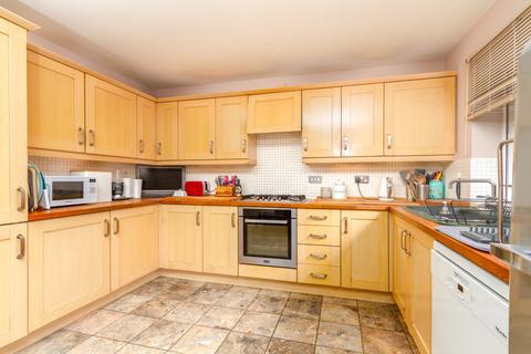 17 Clos Dewi Sant, Canton, Cardiff, CF11 9EW