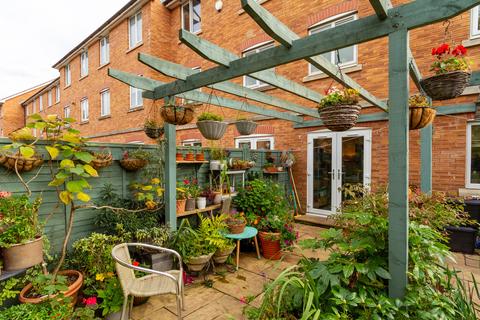 17 Clos Dewi Sant, Canton, Cardiff, CF11 9EW
