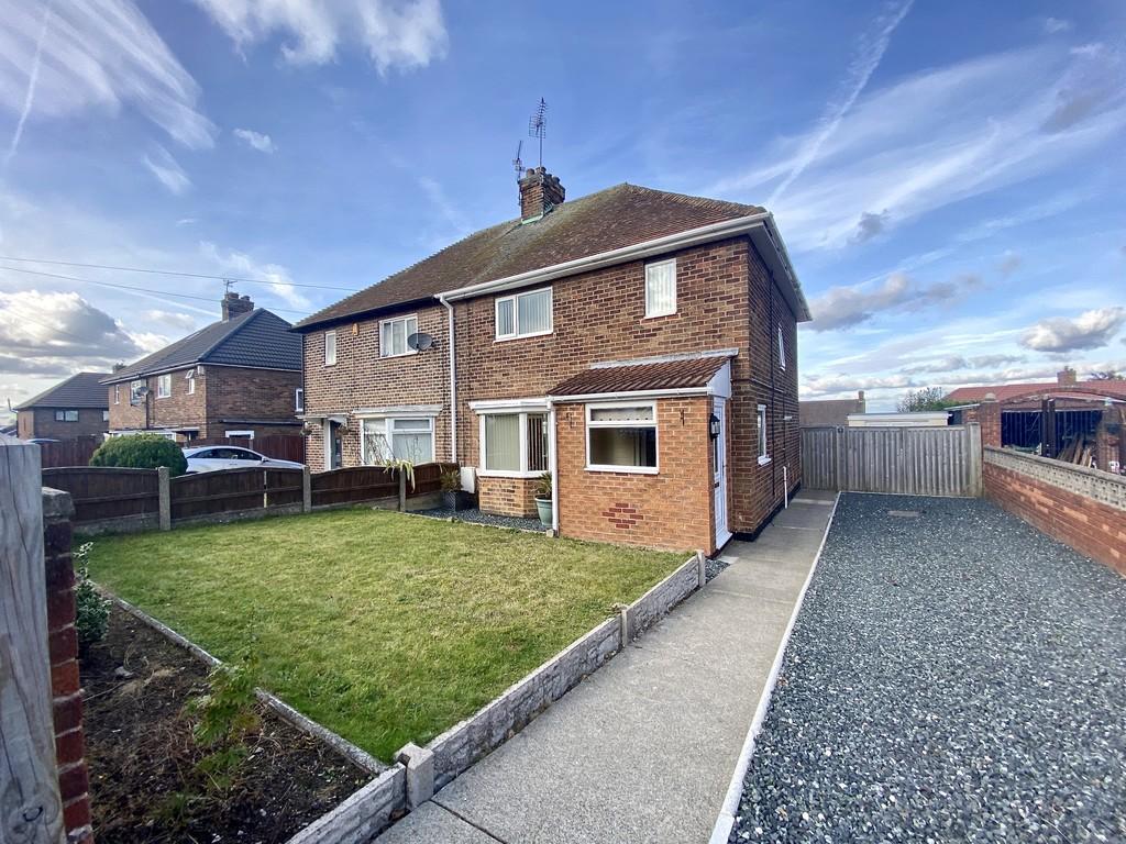 Rufford Avenue, Rainworth 3 bed semidetached house £170,000