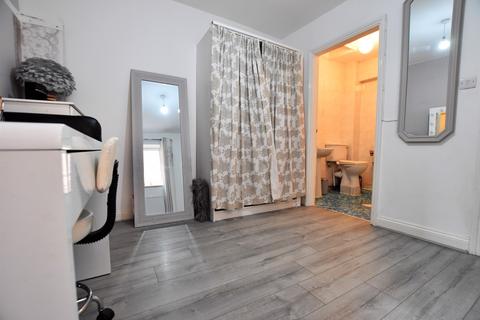 91 Burringham Road, Scunthorpe, DN17 2DF