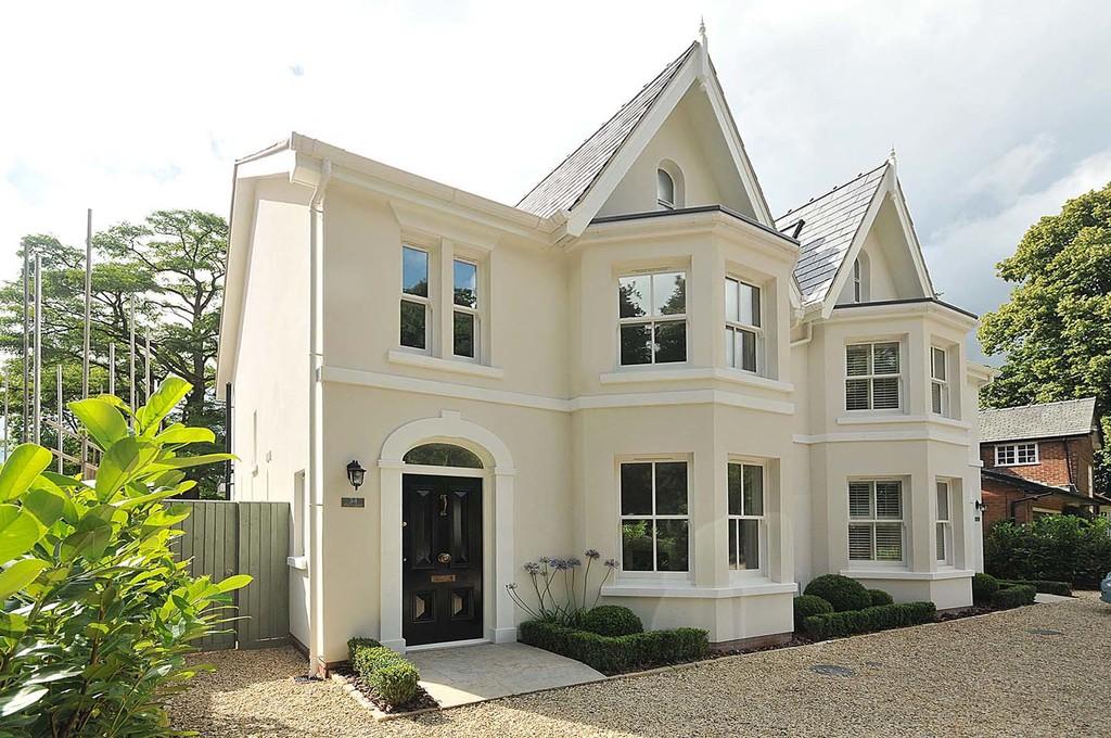 Toft Road, Knutsford 4 bed semidetached house £3,495 pcm (£807 pw)