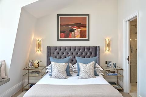Flat C, 47 Redcliffe Road, London, SW10 9NJ