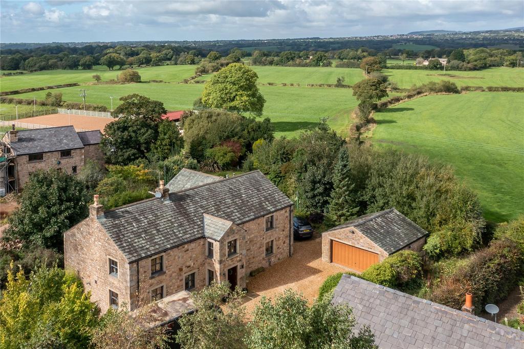 Osbaldeston Lane, Osbaldeston, Blackburn, Lancashire, BB2 4 bed