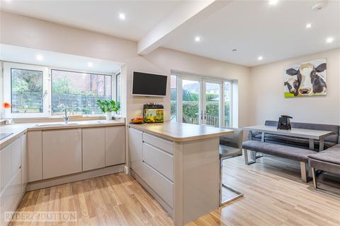 20 Great Meadow, Shaw, Oldham, OL2 7PX