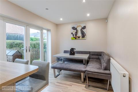 20 Great Meadow, Shaw, Oldham, OL2 7PX