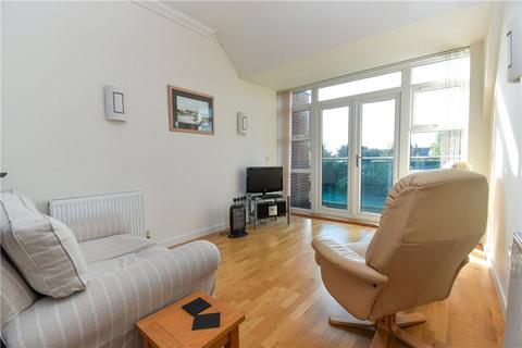 2 bedroom apartment for sale, Winchester Road, Romsey