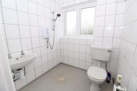 6 Clarendon Road, Walsall, WS4 1AX
