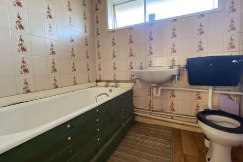 15 Bridespring Road, Exeter, EX4 7EU
