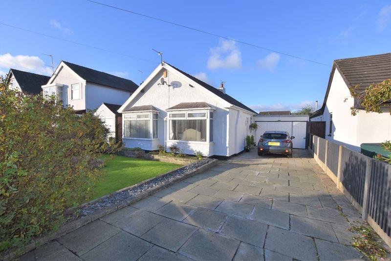 Rosslyn Drive, Moreton 2 bed detached bungalow £299,950