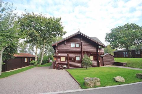 3 bedroom detached house for sale - TATTERSHALL LAKES, TATTERSHALL