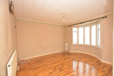 107 Berkeley Avenue, Hounslow, TW4 6LD