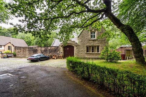 5 bedroom cottage to rent, Heaton Grange Cottage, Chorley New Road, Heaton, Bolton.